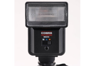 Cobra MD210 Speedlight