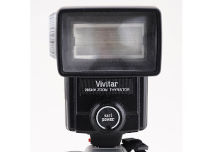 Vivitar 285HV Speedlight