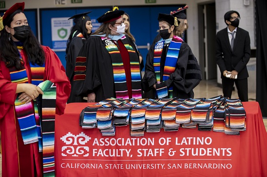 Latinx Grad Image