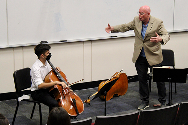 CSUSB cello major Jason Sanchez-Cardenas and guest cellist Hans Jørgen Jensen