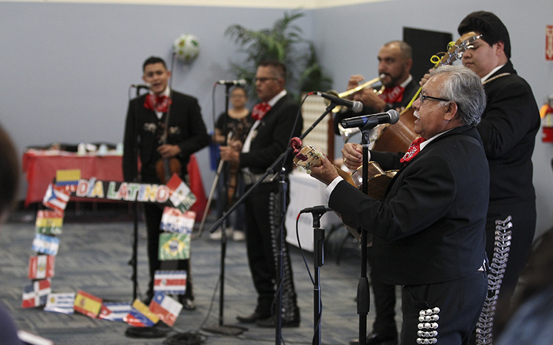 Mariachi band