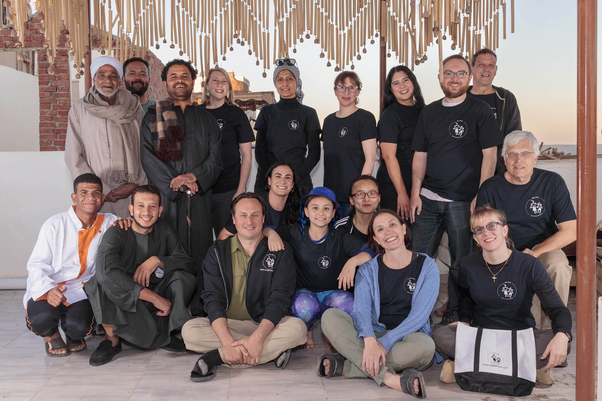 A group photo of the 2023 Wadi el-Hudi expedition team