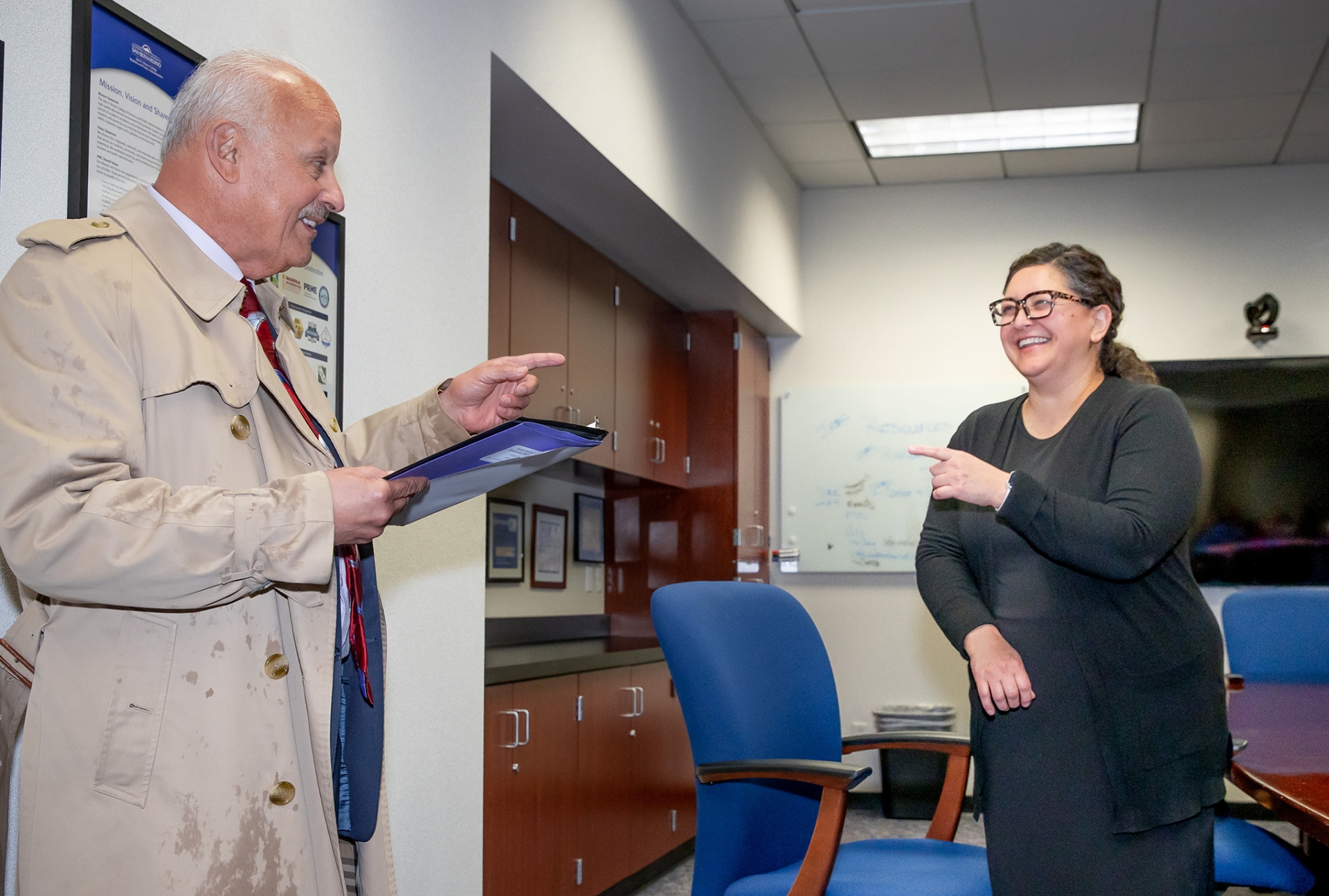 CSUSB President Tomás D. Morales announces that Sharon Velarde Pierce, an associate professor of public administration, is the university’s 2022-23 Outstanding Faculty Advisor.>>