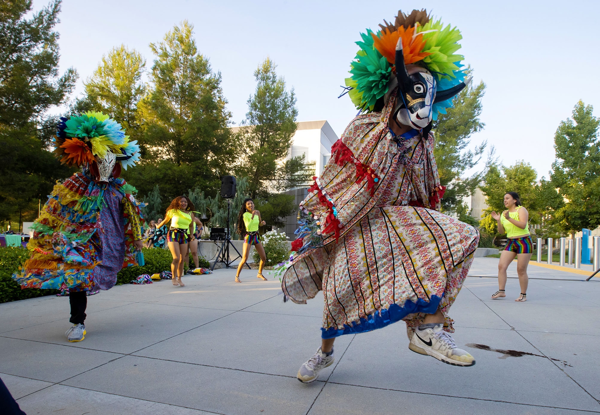 Dancers from Danza Afrobalele perform at the opening reception for Afróntalo.