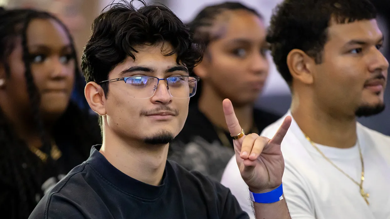 The Coyote Experience event welcomes students to campus for AY 2024-25 ...