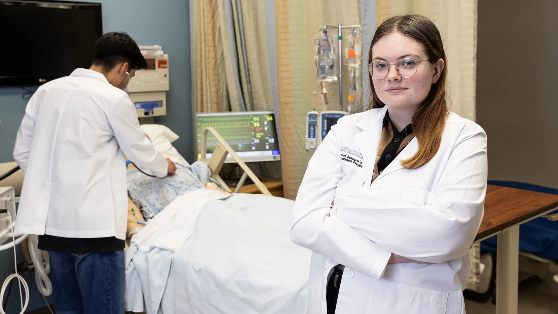Illustration of MSPA students in a lab setting.