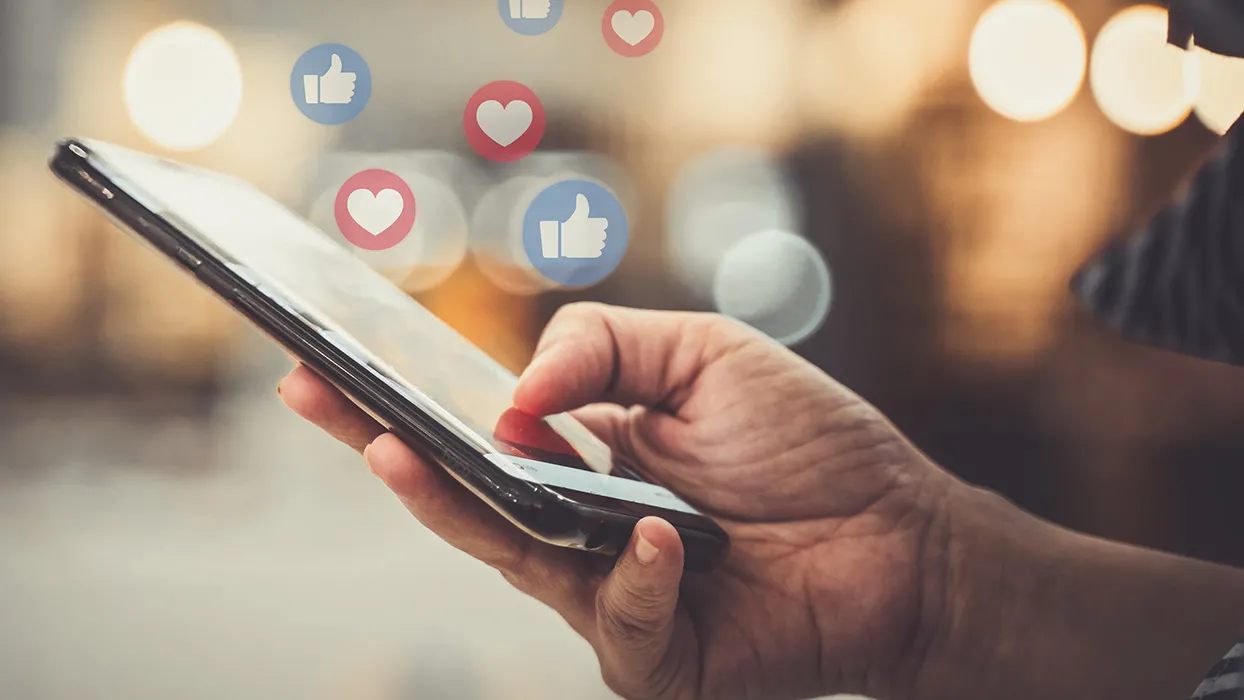 Students will explore how they can use social media and technology to drive campaigns and raise awareness about critical issues at the Social Justice Summit on March 17-20. 