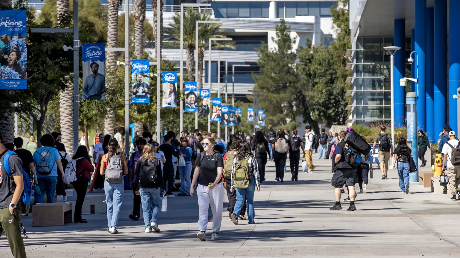 Students on Coyote Walk. 