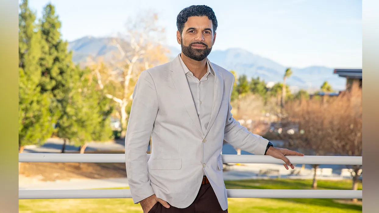 Bilal Khan, associate professor in CSUSB’s School of Computer Science & Engineering