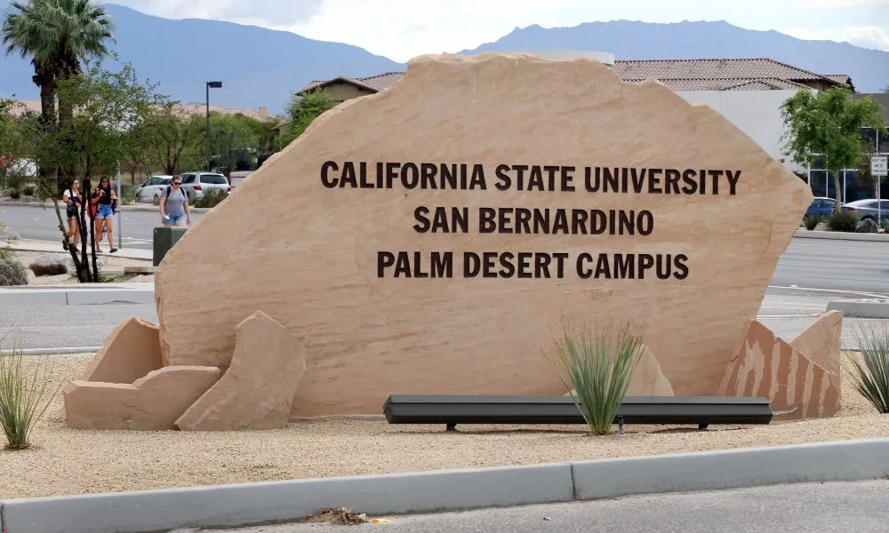 CSUSB Palm Desert Campus entry sign