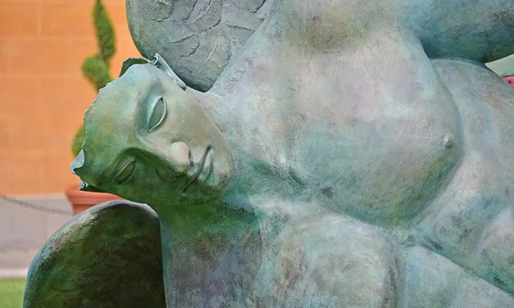 Icarus statue