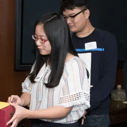 Chinese Student Association presents president with gift