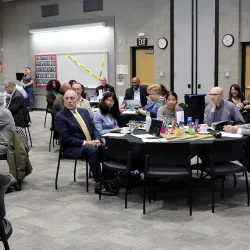 "Discussing of closing equity gaps at the university"