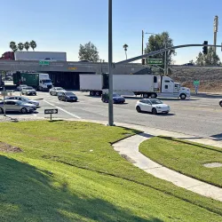 Traffic makes its way through University Parkway and Interstate 215. Work to improve the University Parkway-Interstate 215 interchange continues, and commuters who used the interchange to access the CSUSB campus should plan on alternate routes to avoid delays.