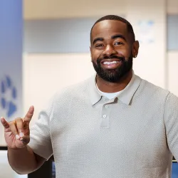 Derek Redmon, a CSUSB alumnus who earned his bachelor’s degree in information systems and technology with a concentration in cybersecurity.”