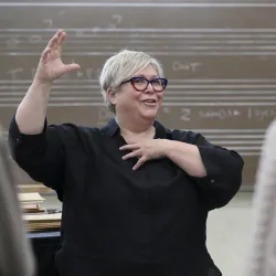 Lesley Leighton professor of CSUSB named principal guest conductor