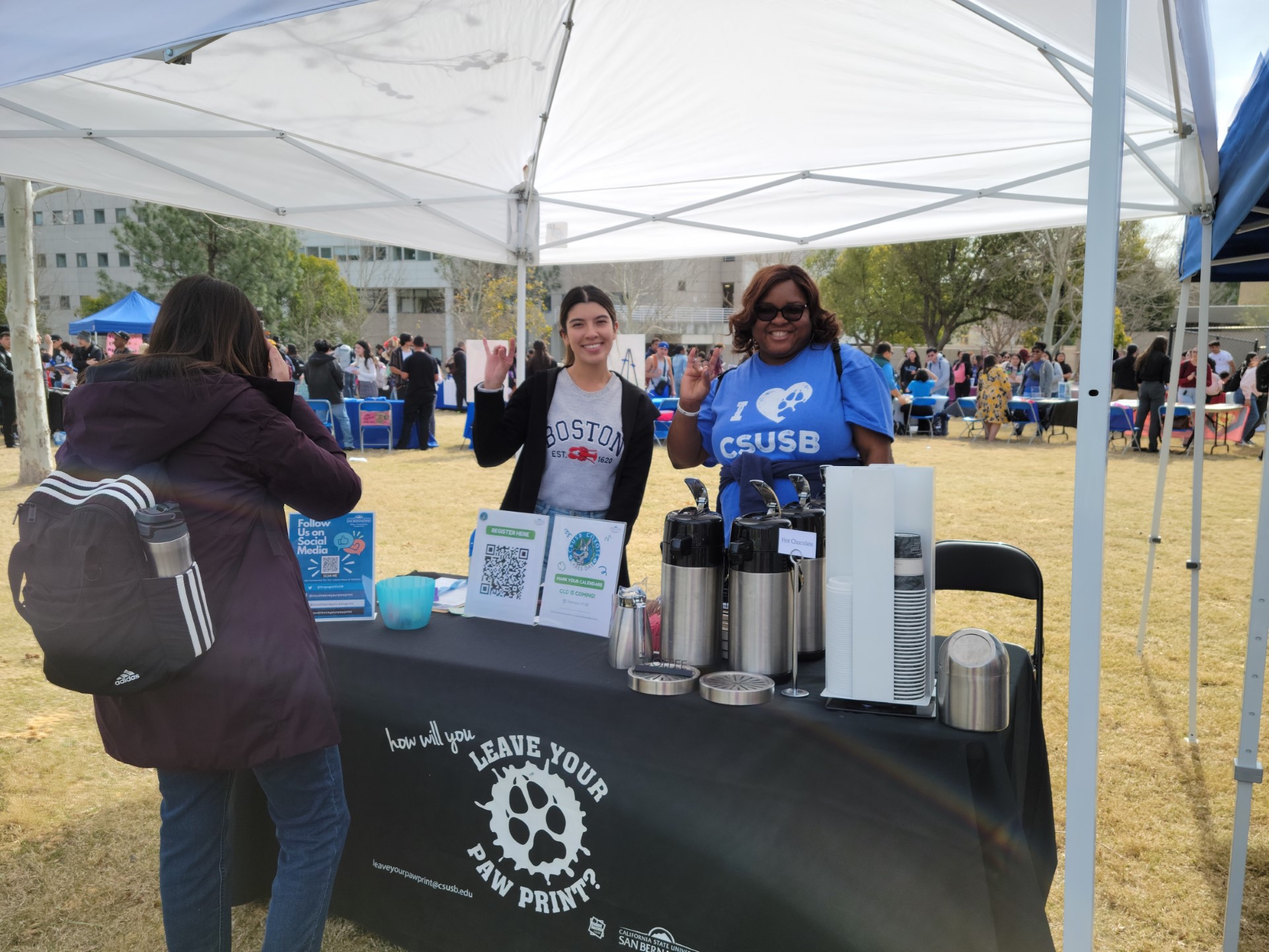 Photo at the Coyote Walkway during Volunteer Fair/Engagement Expo.