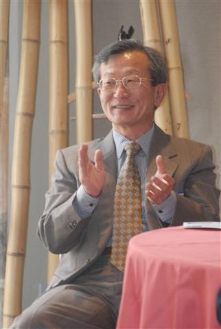 The 4th Annual Scholarship Award and Recognition Ceremony May 23, 2003