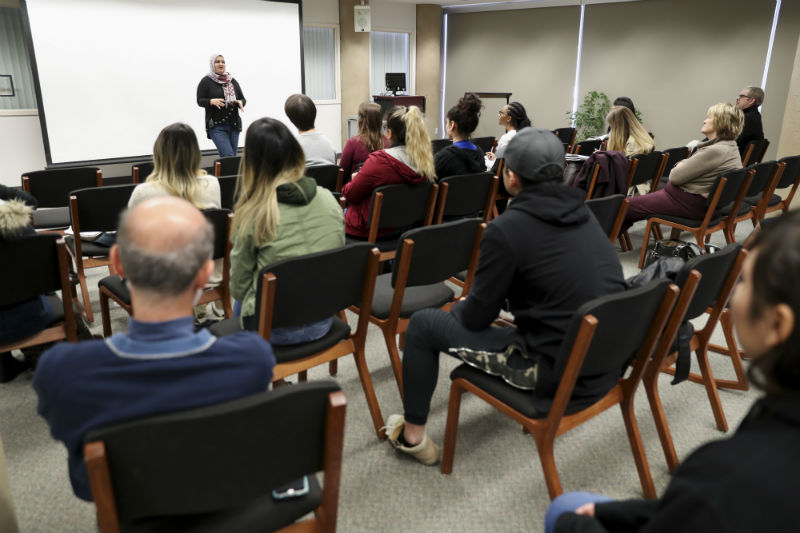 Tiger Hunter, Lena Khan - 2