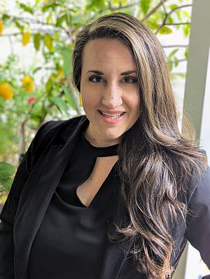 Dr. Julie Taylor
