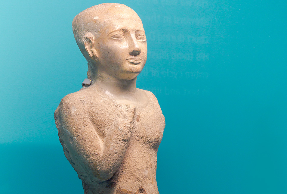 Egyptian Spotlight on Hetep-heres