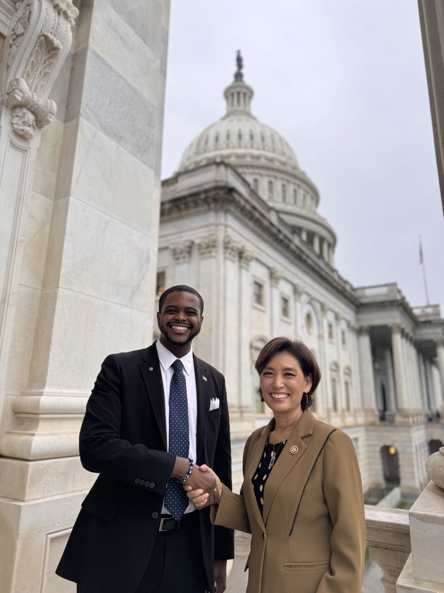 Live and Work in Washington DC, Panetta Internship Program.