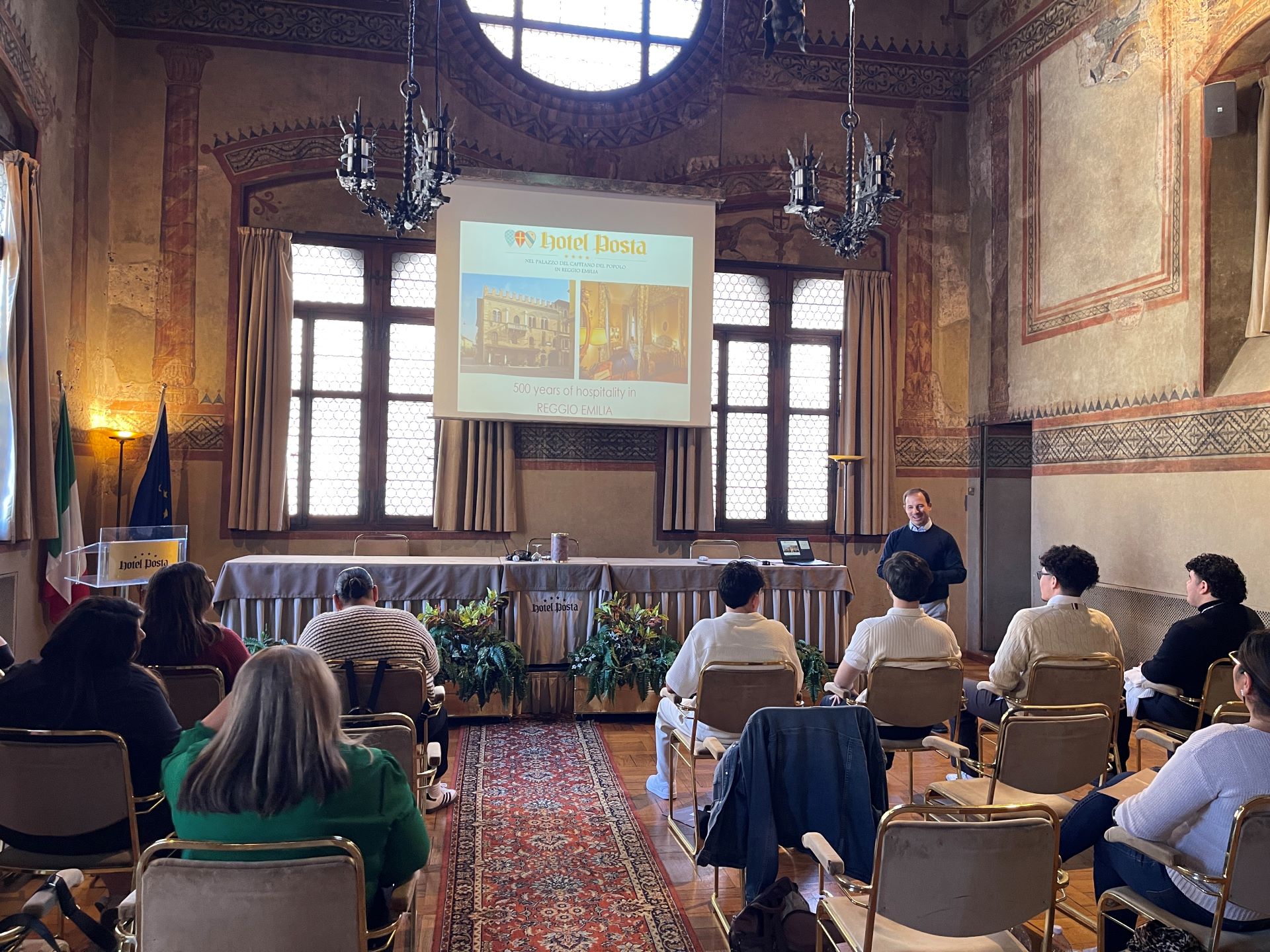 CSUSB Palm Desert Campus students and faculty in Italy