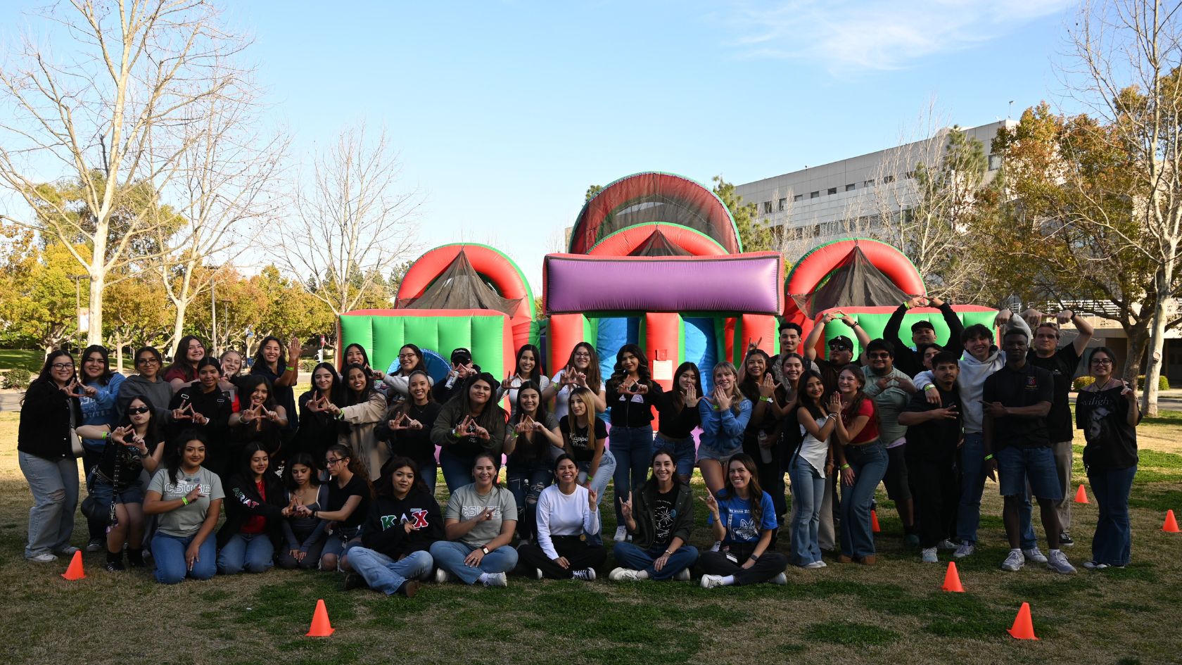 Large group of students on SHC Lawn