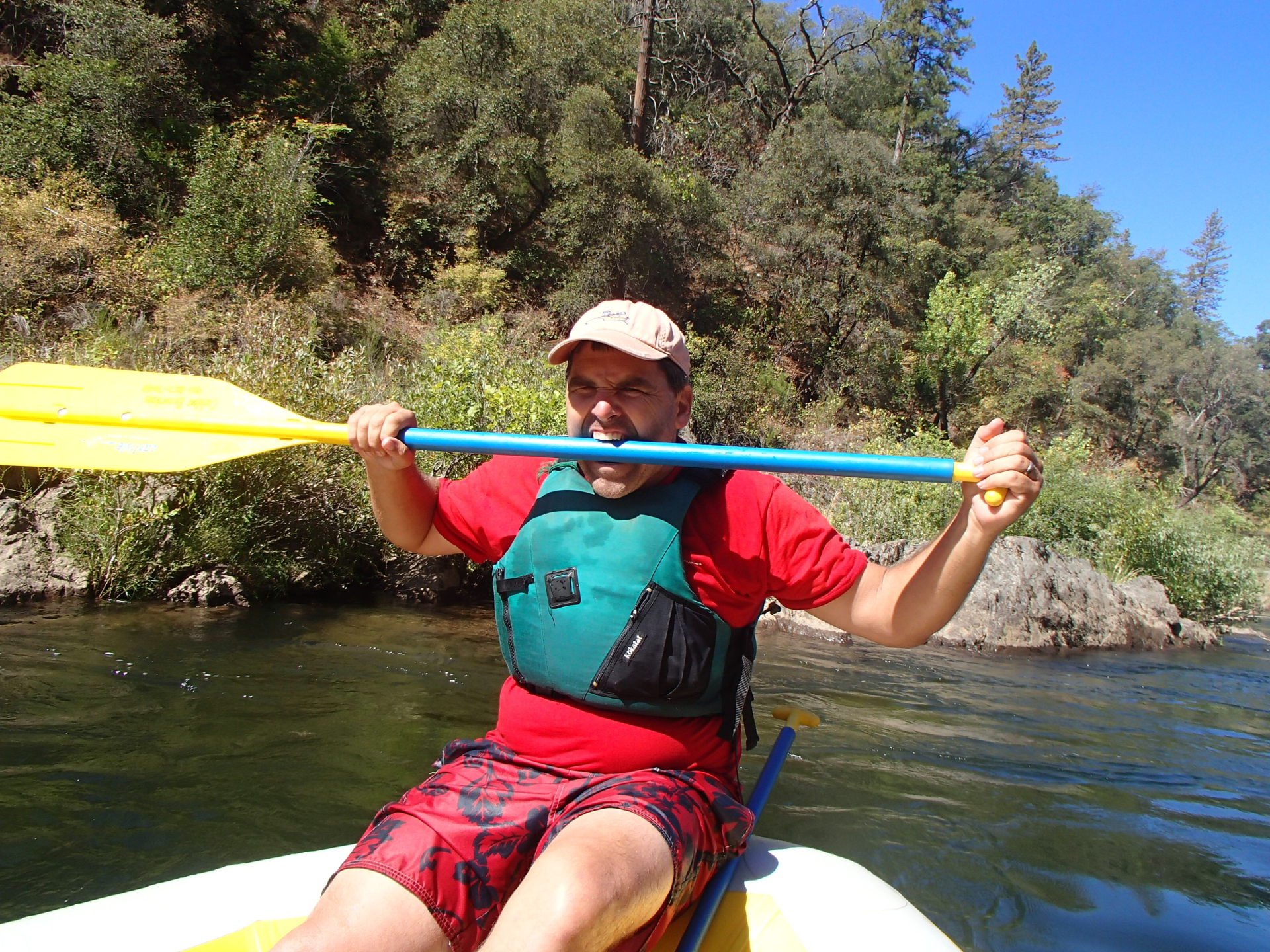 Mark bighting his paddle