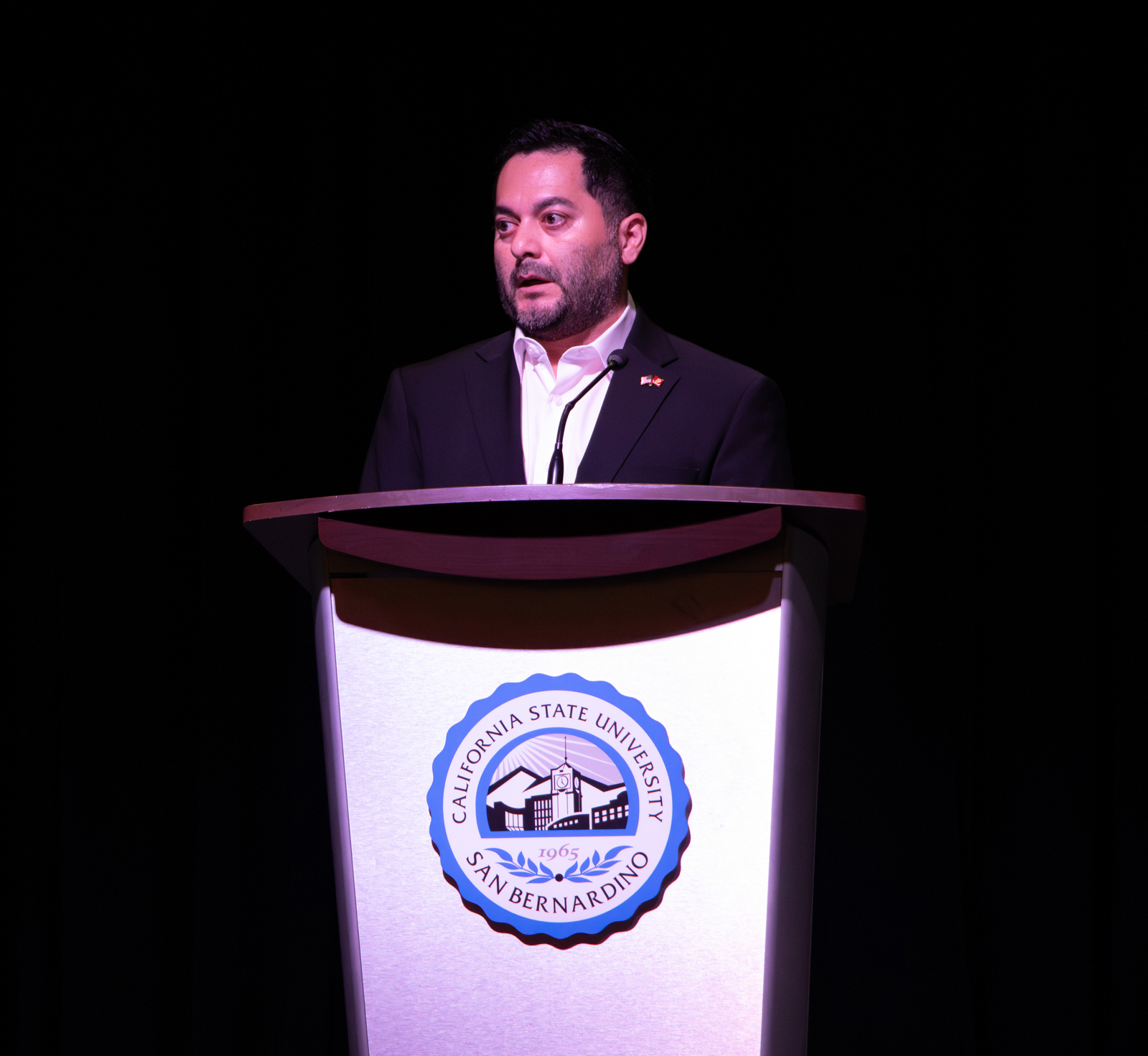 Jose Ramirez II, a veteran of the U.S. Marine Corps and an information systems and technology major, is named JHBC’s Outstanding Undergraduate Student for 2025-26.