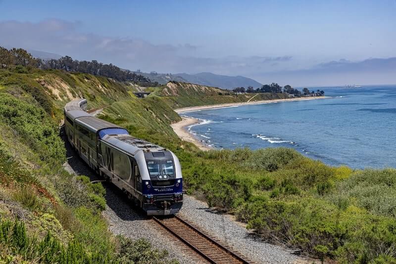traing on tracks near ocean