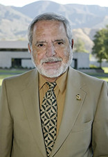 Dr. Ernest F. García (†)