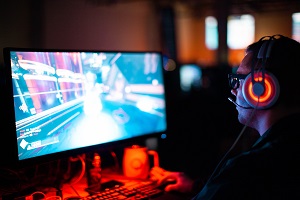 Esports competitor