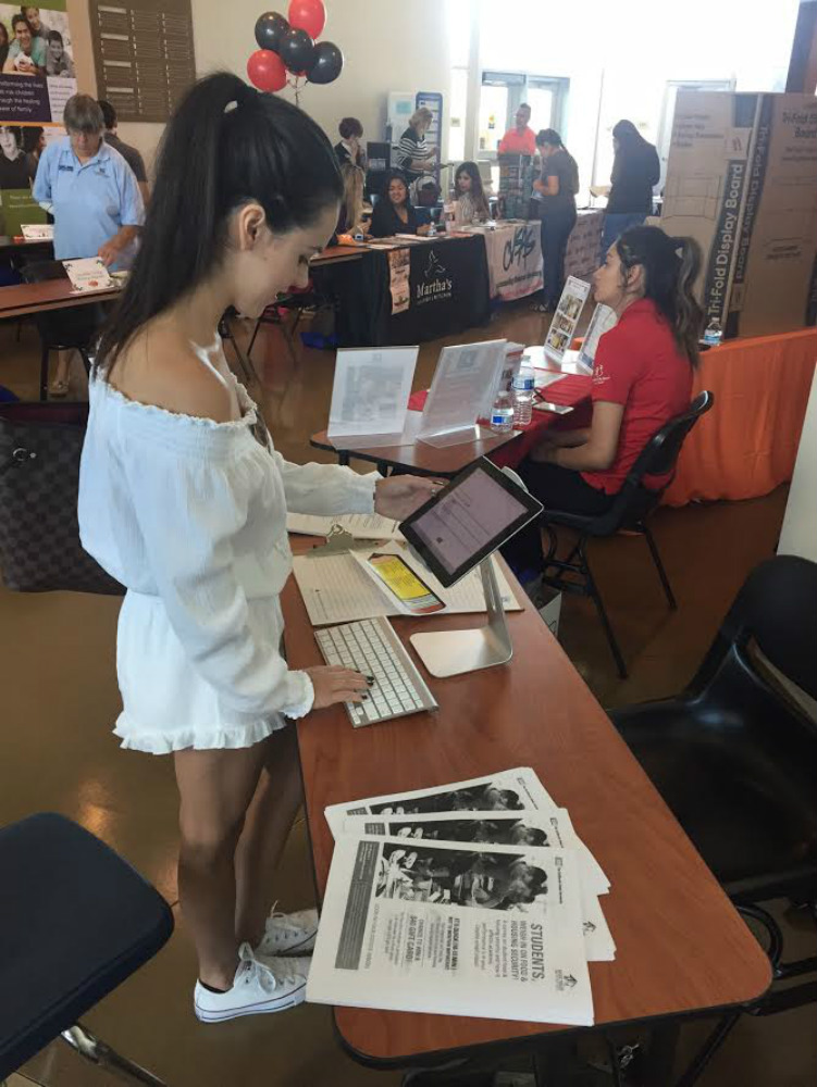 PDC Volunteer Fair Nov 2016 Gallery 3
