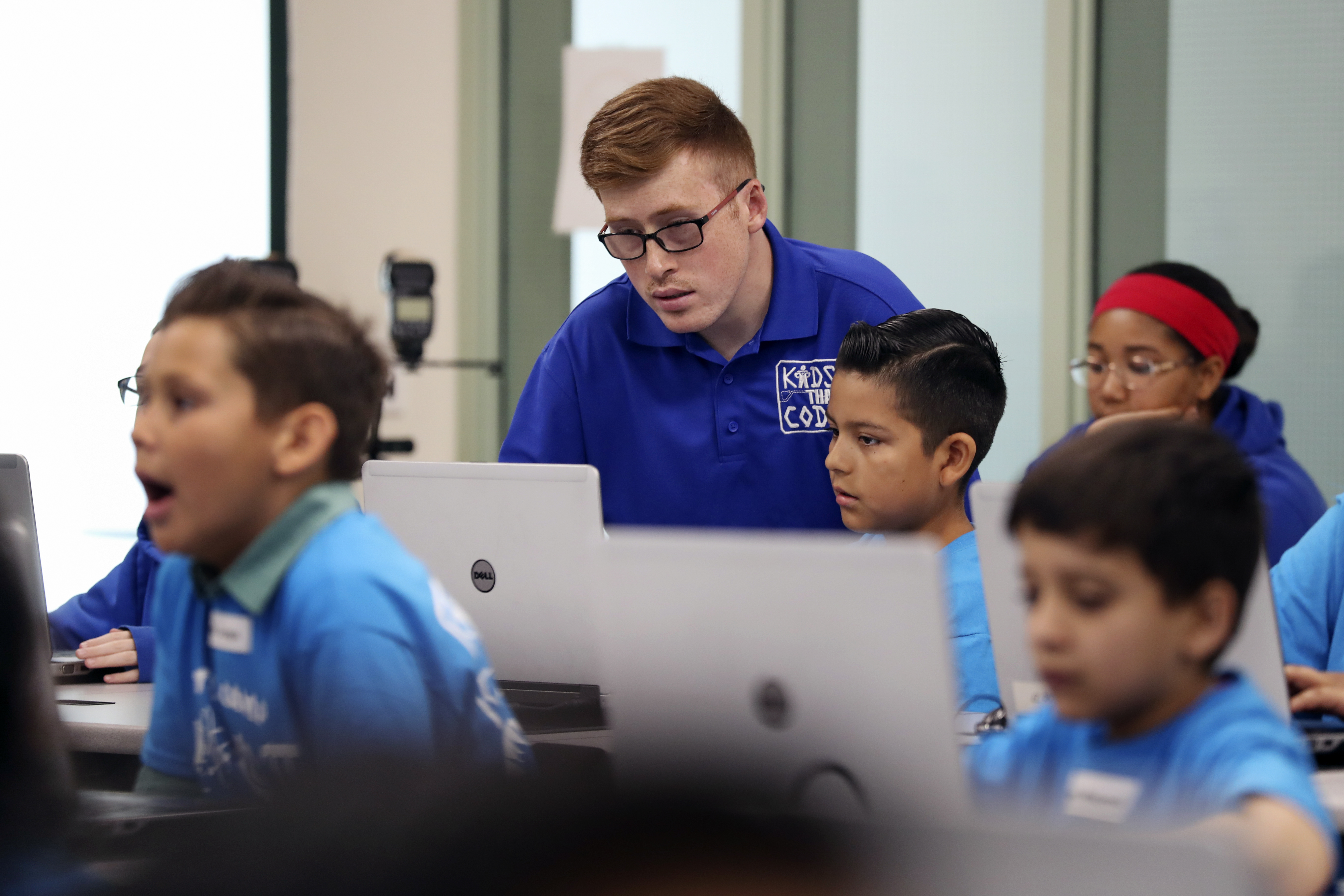 Childrens computer science class